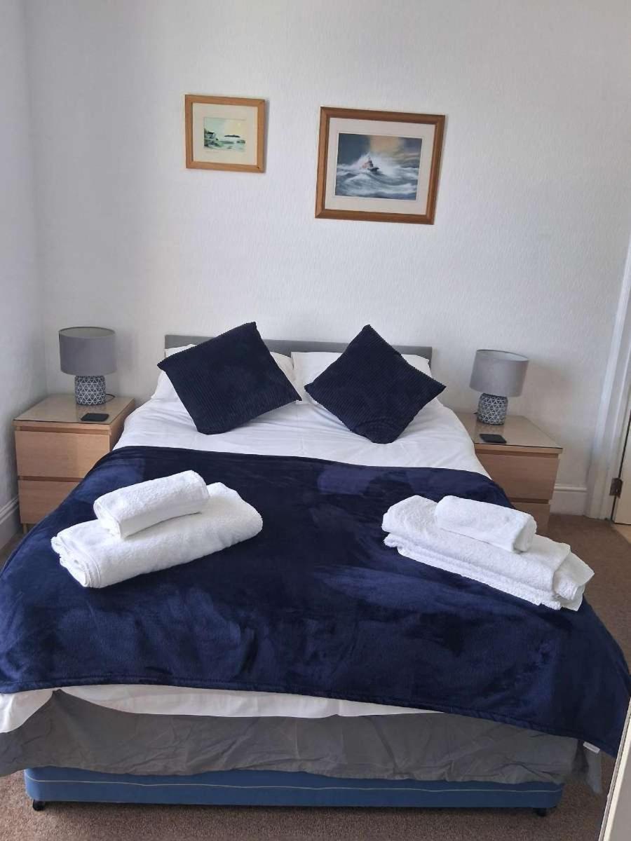 The Mounts Bay Inn Mullion Kültér fotó